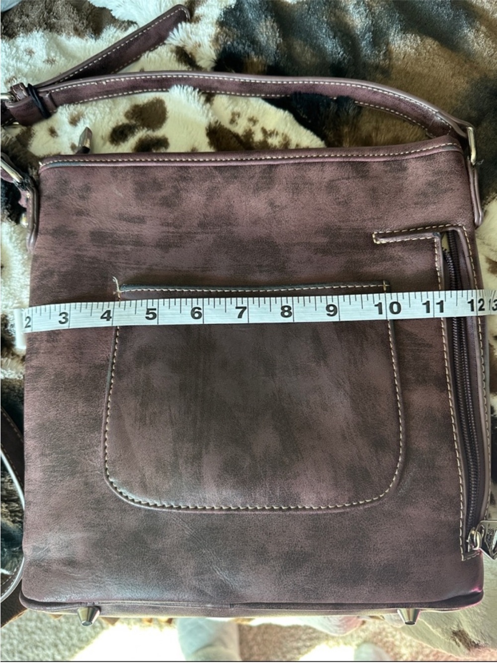 Western Laser-Cut Conceal Carry Crossbody Bag - Picture 10 of 11